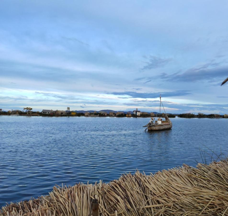 פונו Uros Maya Lodge מראה חיצוני תמונה